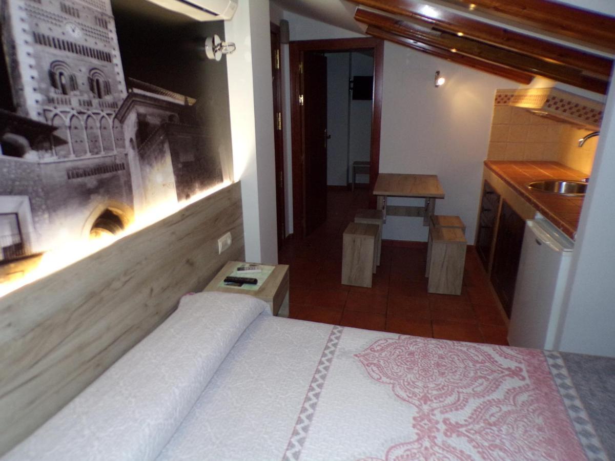 Hostal Serruchi 테루엘 외부 사진